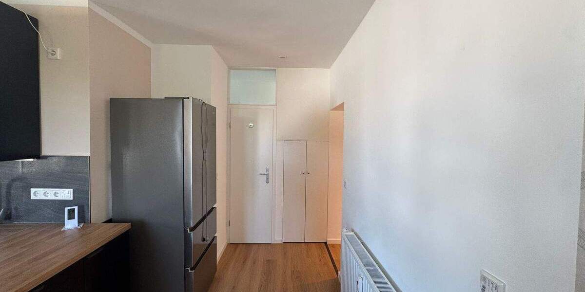 Etagenwohnung Chemnitz Zentrum - 4 Zimmer, 82 m&sup2;, 129.500&euro; | Angebot:25690197