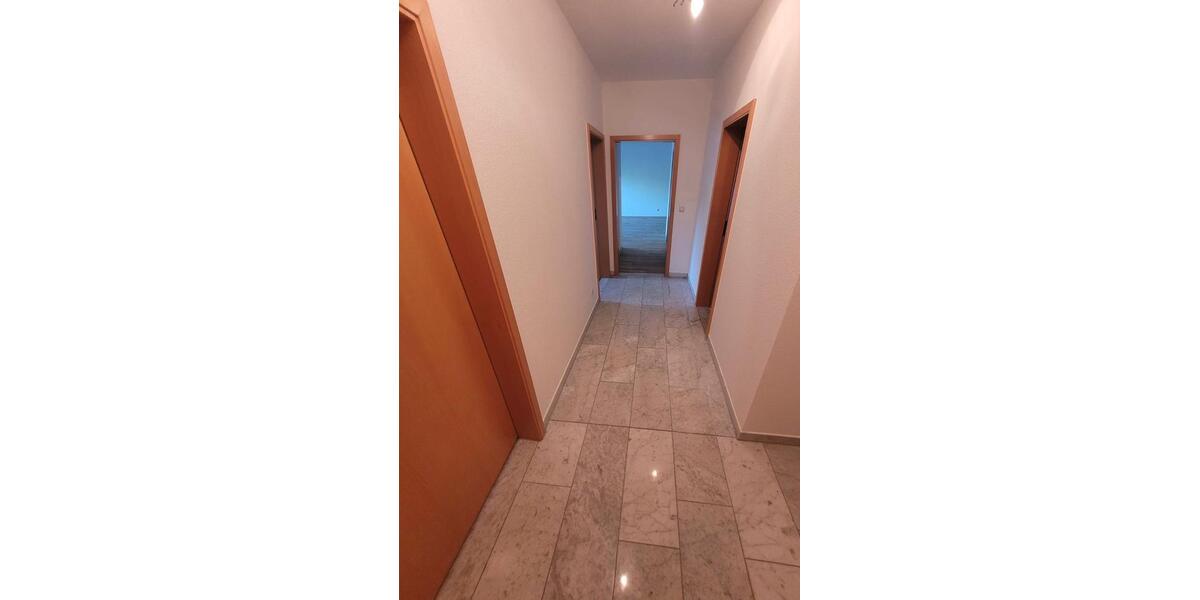 Etagenwohnung Chemnitz Bernsdorf - 3 Zimmer, 78 m&sup2;, 125.000&euro; | Angebot:27096193