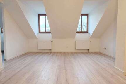 Wohnung zum Mieten in Chemnitz 265 € 44.96 m² 2 zimmer