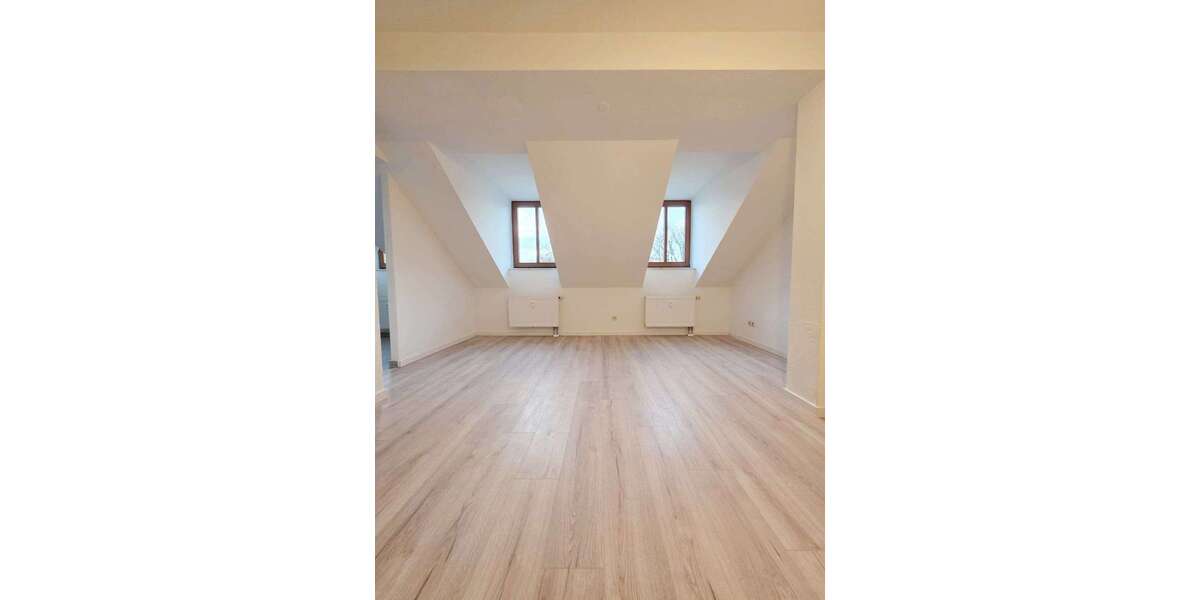 Wohnung zum Mieten in Chemnitz 265 € 44.96 m² 2 zimmer