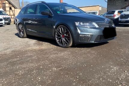 Skoda Octavia 128.133 km 15.900 &euro; Hohenstein-Ernstthal 09337