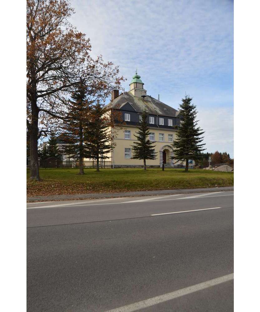 Wohnung zum Mieten in Marienberg 403,62 € 76.88 m²