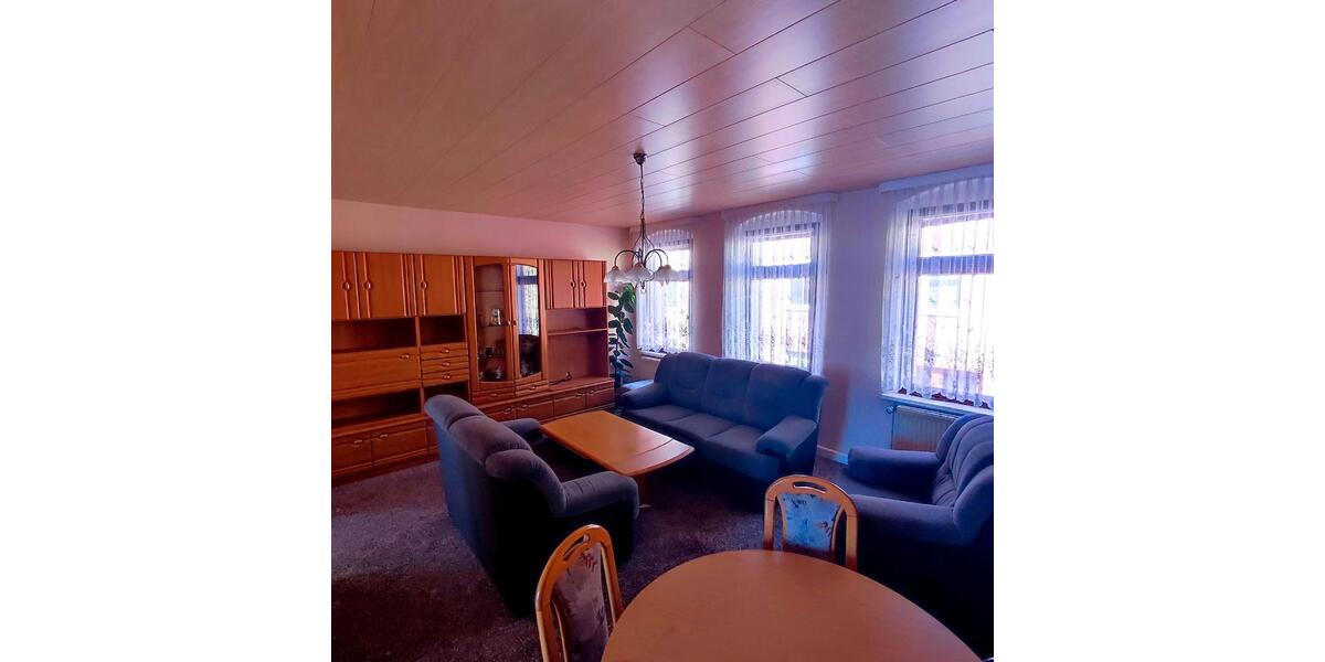Reihenhaus Hartha - 9 Zimmer, 140 m&sup2;, 99.000&euro; | Angebot:26858167