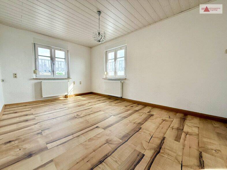 Einfamilienhaus Annaberg-Buchholz Annaberg - 7 Zimmer, 129 m&sup2;, 180.000&euro; | Angebot:26929617