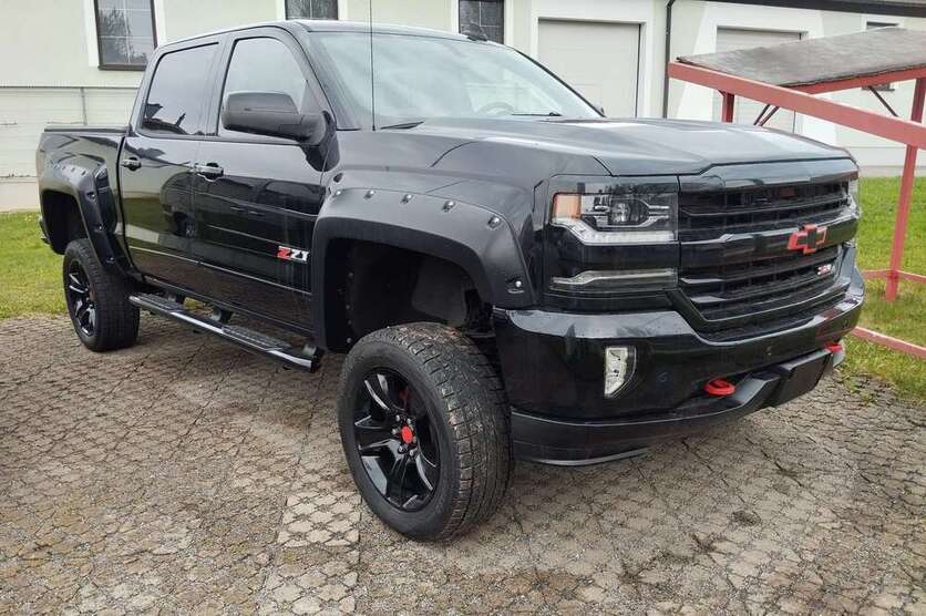 Chevrolet Silverado 87.000 km 52.995 € Geyer 09468