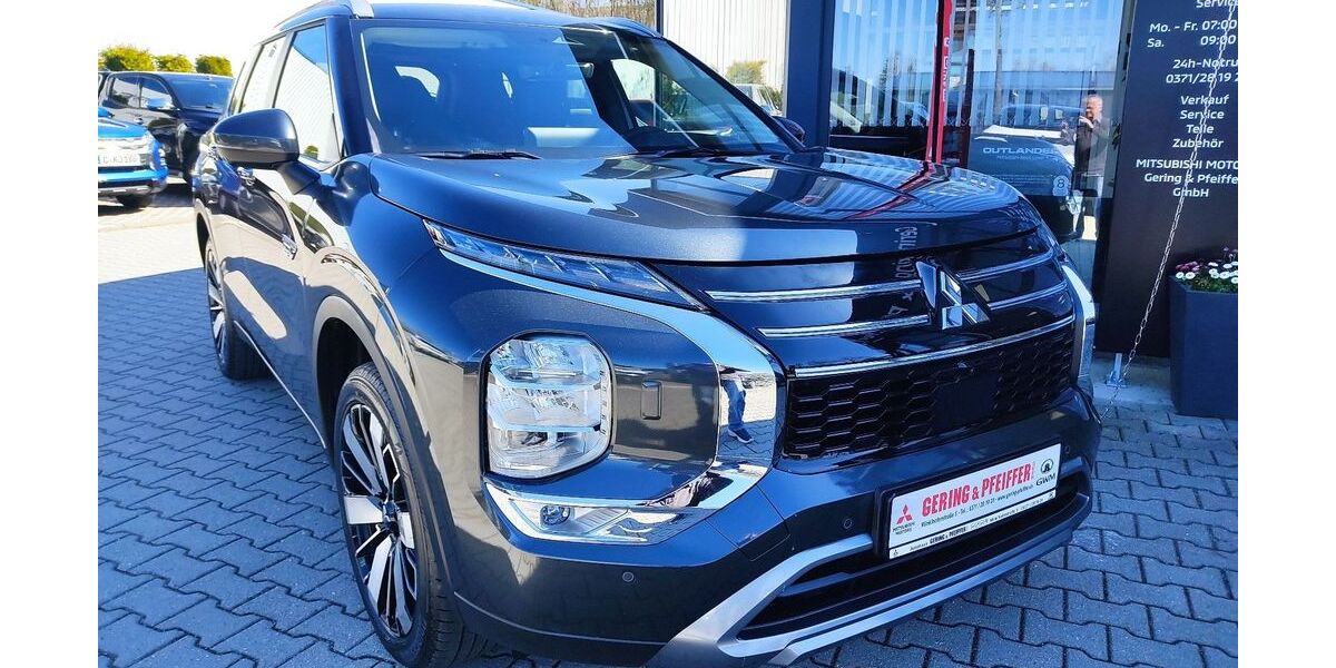 Mitsubishi Outlander 15.300 km 39.990 &euro; Chemnitz 09116