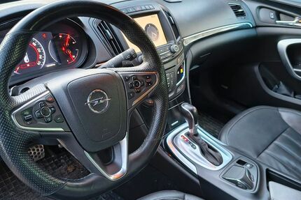 Opel Insignia 160.000 km 6.999 &euro; Großschirma 09603