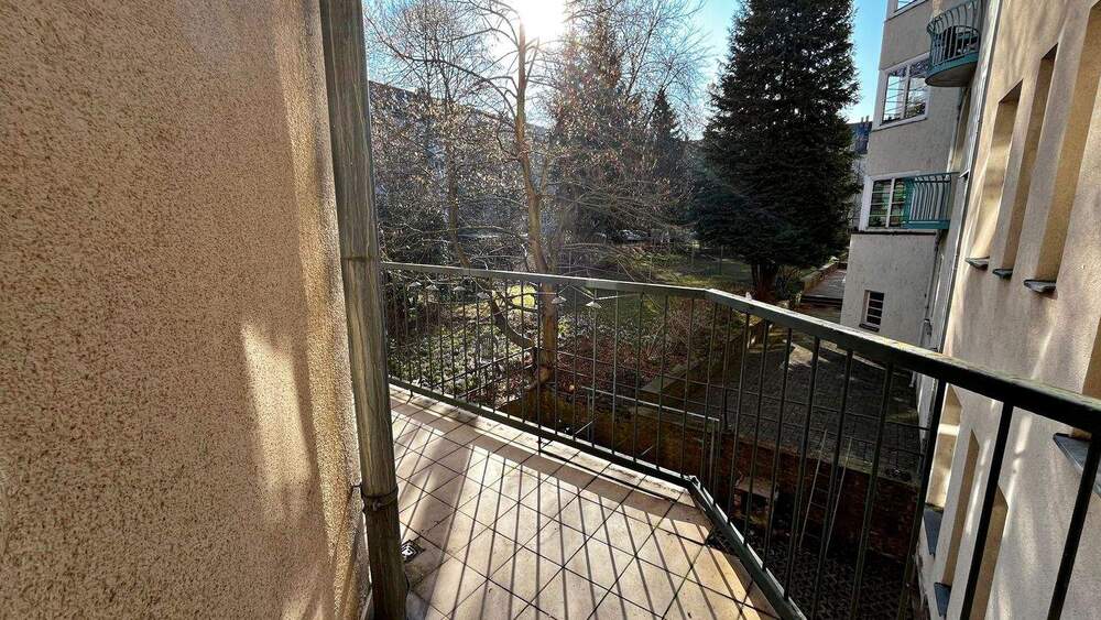 Etagenwohnung Chemnitz Kaßberg - 3 Zimmer, 101 m&sup2;, 600&euro; | Angebot:26157399