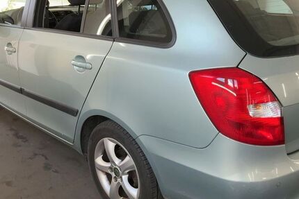 Skoda Fabia 98.300 km 6.998 &euro; Chemnitz OT Wittgensdorf 09228