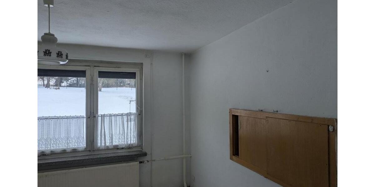 Doppelhaushälfte Hohenstein-Ernstthal Ernstthal - 3 Zimmer, 107 m&sup2;, 130.000&euro; | Angebot:25208181