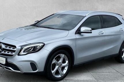 Mercedes-Benz GLA 180 56.391 km 22.490 &euro; Marienberg 09496