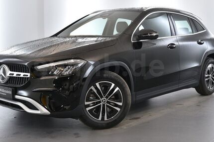 Mercedes-Benz GLA 180 12.900 km 35.340 &euro; Chemnitz 09120
