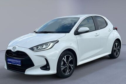 Toyota Yaris 6.866 km 23.390 &euro; Stollberg 09366