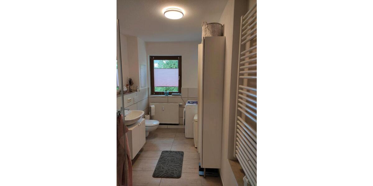 Etagenwohnung Oelsnitz (Erzgebirge) - 2 Zimmer, 65 m&sup2;, 536&euro; | Angebot:26254480