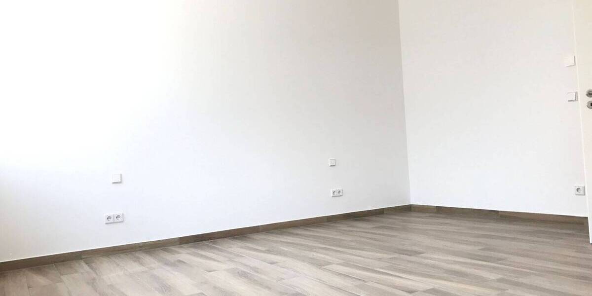 Etagenwohnung Chemnitz Kaßberg - 3 Zimmer, 85 m&sup2;, 680&euro; | Angebot:26892240
