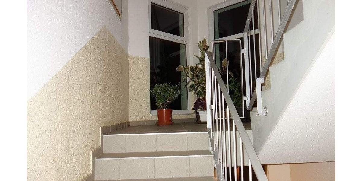 Etagenwohnung Waldenburg - 4 Zimmer, 104 m&sup2;, 99.000&euro; | Angebot:25779591