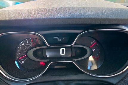 Renault Captur 44.500 km 9.100 &euro; Augustusburg 09573