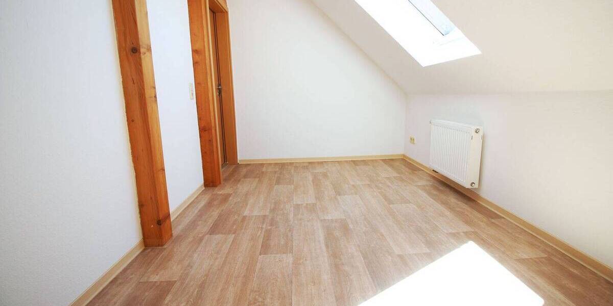 Etagenwohnung Chemnitz Mittelbach - 3 Zimmer, 79 m&sup2;, 425&euro; | Angebot:26878959