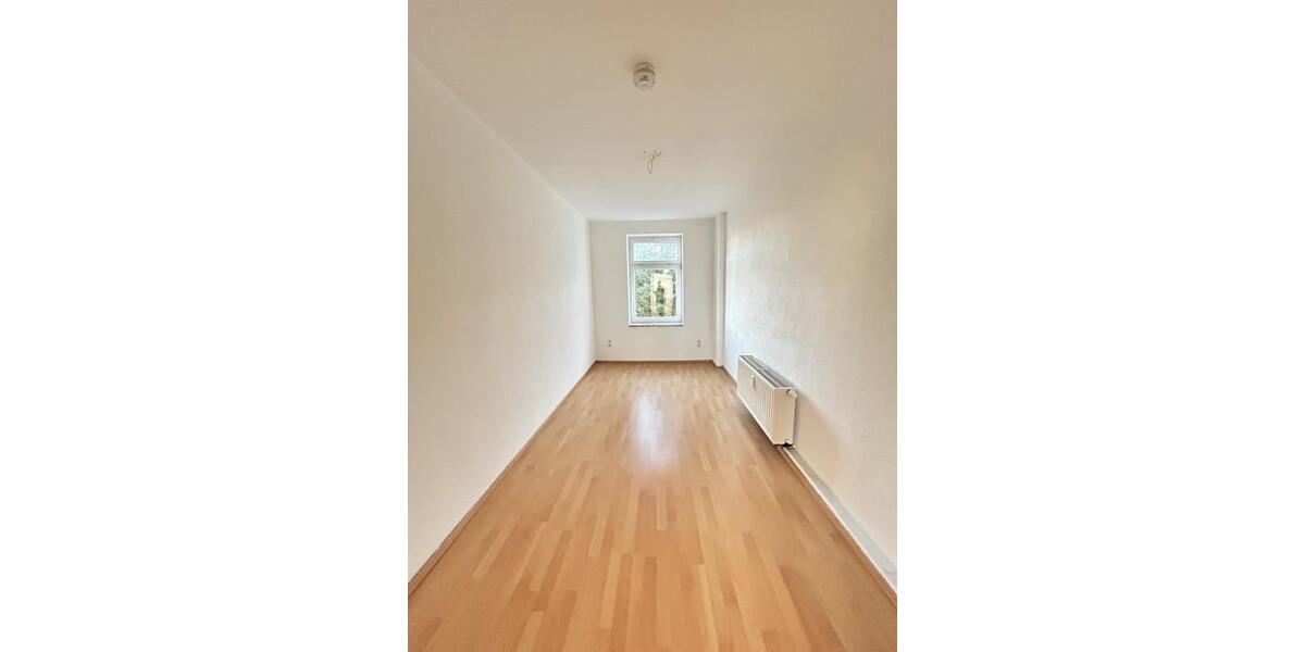 3,5-Raum Wohnung im 2. OG - günstig gelegen! Garten! AB 01.02.2026 4 zimmer