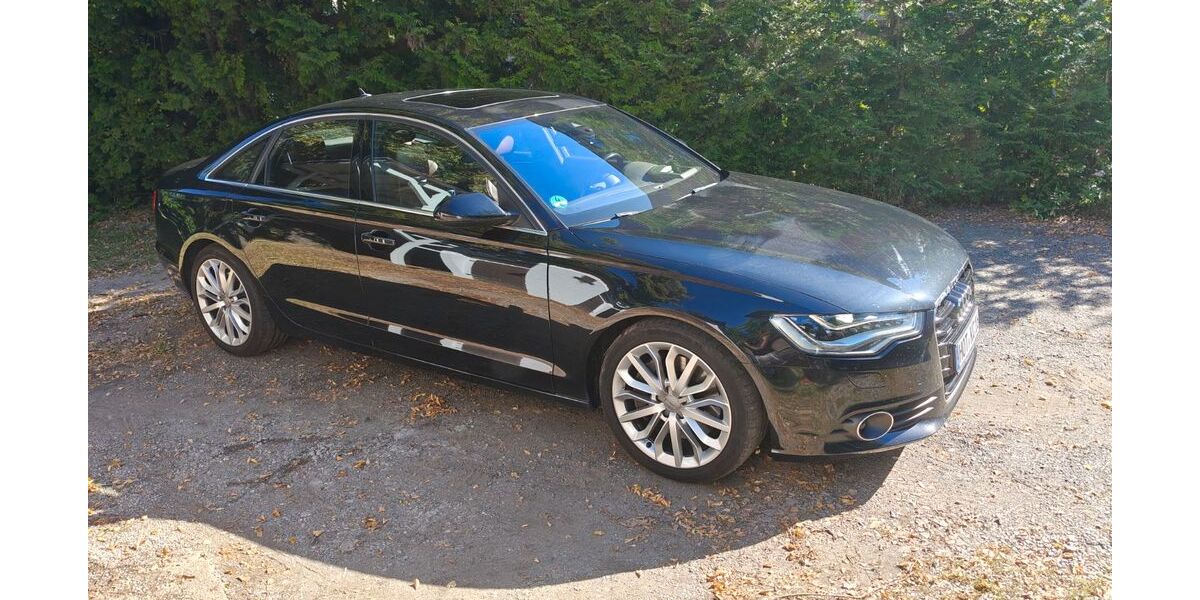 Audi A6 272.000 km 9.000 &euro; Lichtenstein/Sa. 09350