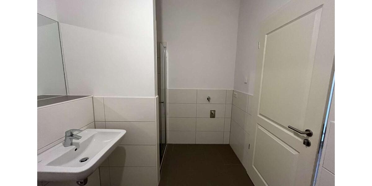 Erdgeschoßwohnung Chemnitz Kapellenberg - 3 Zimmer, 68 m&sup2;, 450&euro; | Angebot:24158580