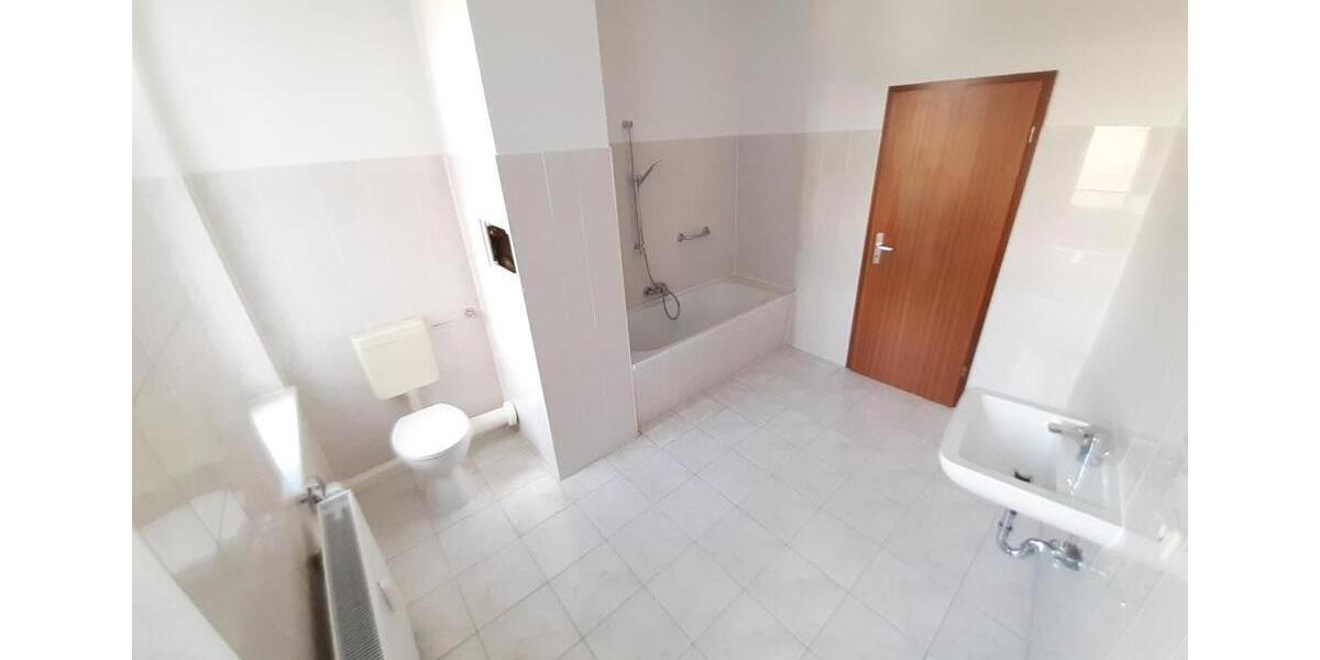 Etagenwohnung Chemnitz Ebersdorf - 3 Zimmer, 88 m&sup2;, 308&euro; | Angebot:25181803