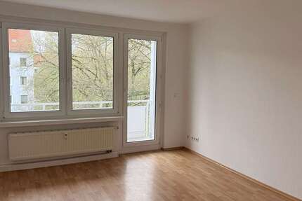 Wohnung Chemnitz Zentrum - 3 Zimmer, 58 m&sup2;, 80.000&euro; | Angebot:26256143