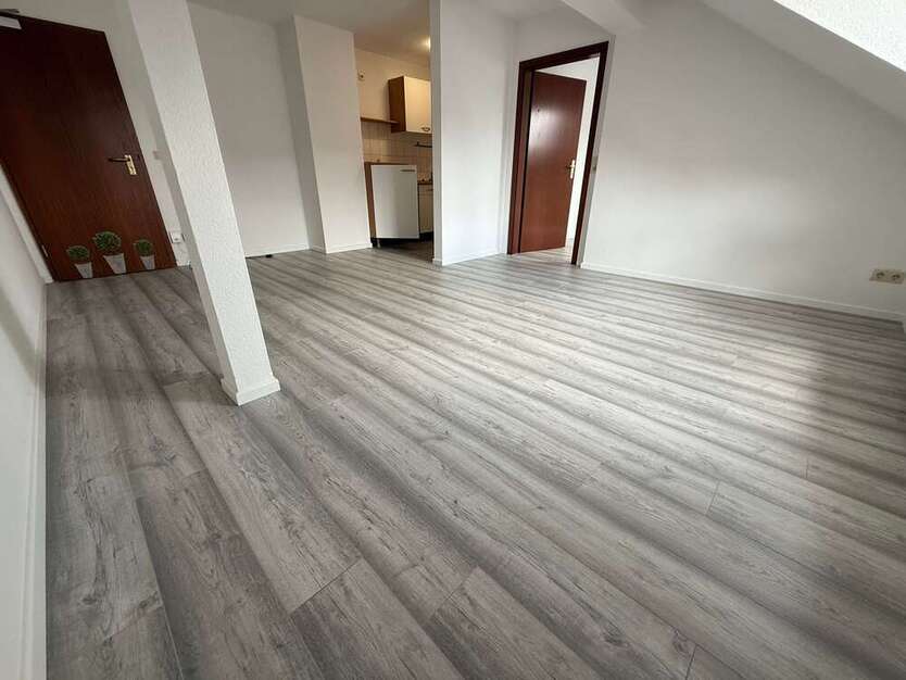 Wohnung zum Mieten in Chemnitz 180 € 36 m²