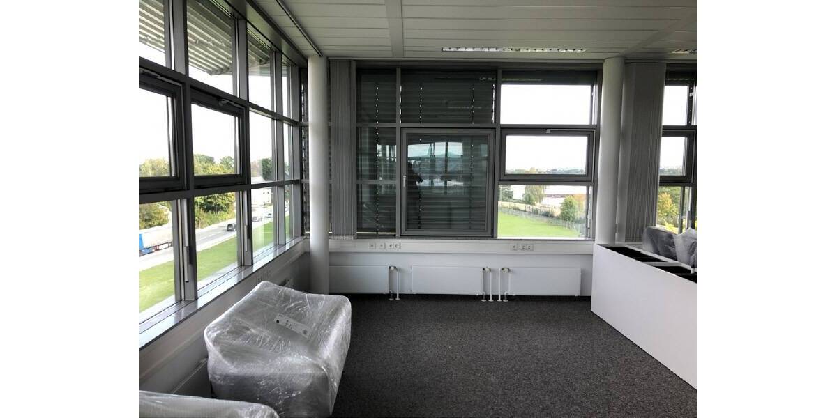 Gewerbeobjekt Grüna Grüna - 1 Zimmer, 310 m&sup2;, 2.480&euro; | Angebot:24037361