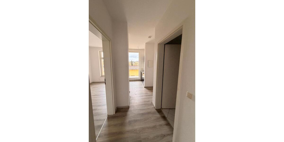 Etagenwohnung Waldheim - 2 Zimmer, 44 m&sup2;, 270&euro; | Angebot:26073165