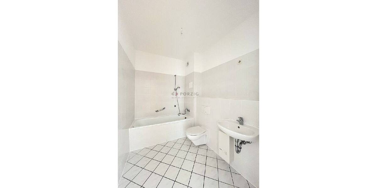 Etagenwohnung Chemnitz Bernsdorf - 2 Zimmer, 49 m&sup2;, 290&euro; | Angebot:26825980