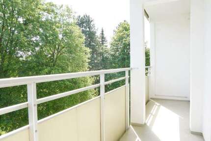 Wohnung Chemnitz Adelsberg - 4 Zimmer, 71 m&sup2;, 421&euro; | Angebot:26780316