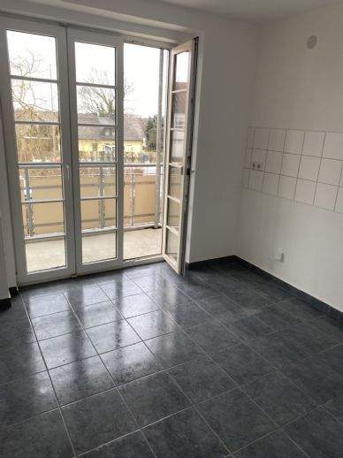 + Zschopauer STr. - 3 RAUM -Wohnung im beliebten Wohngebiet HEIMGARTEN+ 3 zimmer
