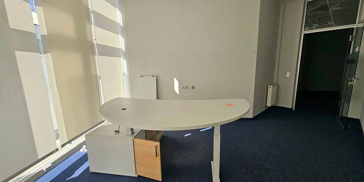 Gewerbeobjekt Chemnitz Sonnenberg - 6 Zimmer, 3.000&euro; | Angebot:26257347