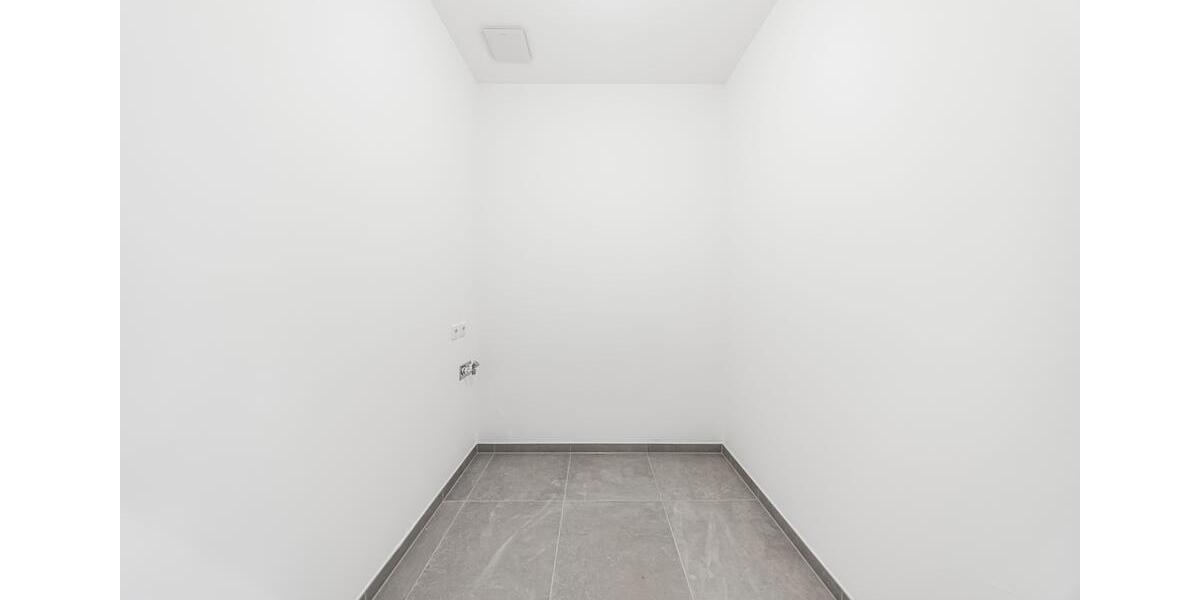 Dachgeschoßwohnung Chemnitz - 5 Zimmer, 99 m&sup2;, 1.178&euro; | Angebot:26145509