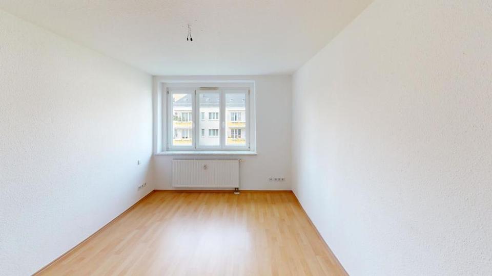 Etagenwohnung Chemnitz Adelsberg - 2 Zimmer, 48 m&sup2;, 320&euro; | Angebot:26682582