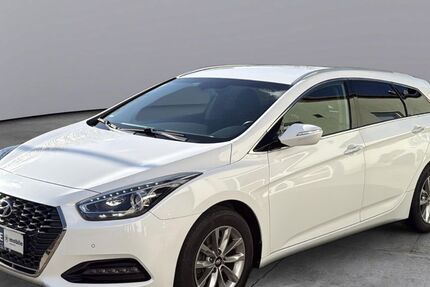 Hyundai i40 97.200 km 12.400 &euro; Brand-Erbisdorf 09618