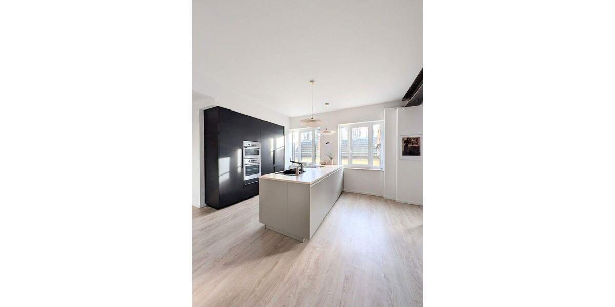 Exklusive Familienoase in naturnaher Lage - neuwertiges Wohnen auf höchstem Niveau 7 zimmer