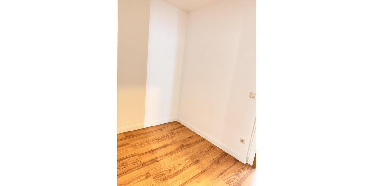 Mehrfamilienhaus, Wohnhaus Chemnitz Kapellenberg - 2 Zimmer, 74 m&sup2;, 480&euro; | Angebot:23969933