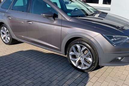 Seat Leon 124.000 km 14.490 &euro; Chemnitz OT Mittelbach 09224