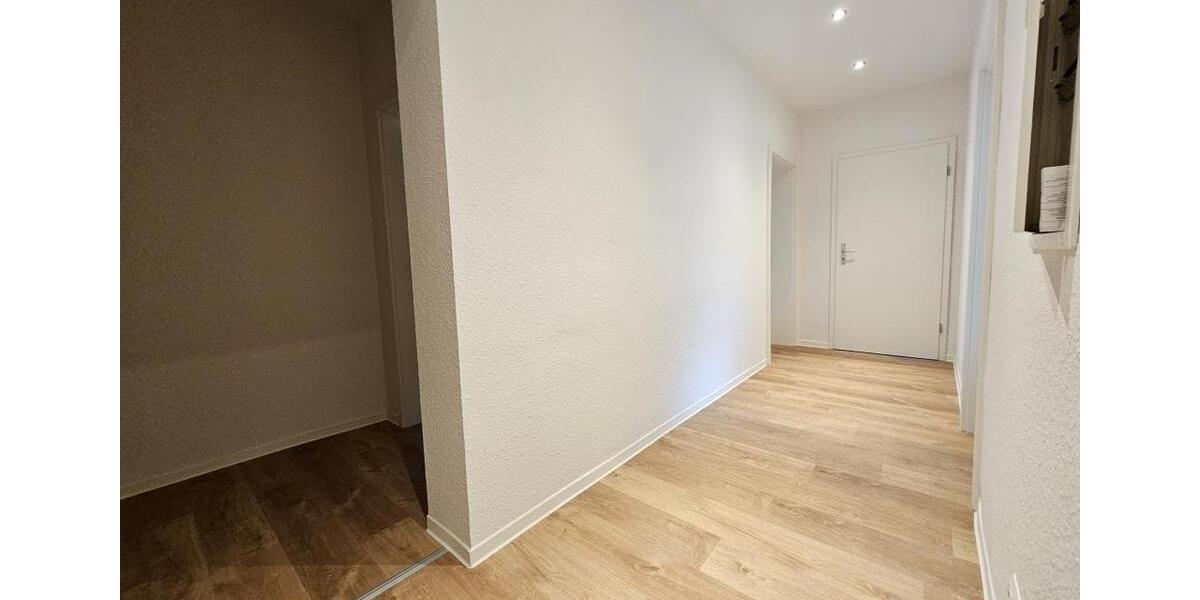 Etagenwohnung Chemnitz Ebersdorf - 5 Zimmer, 108 m&sup2;, 540&euro; | Angebot:25806304