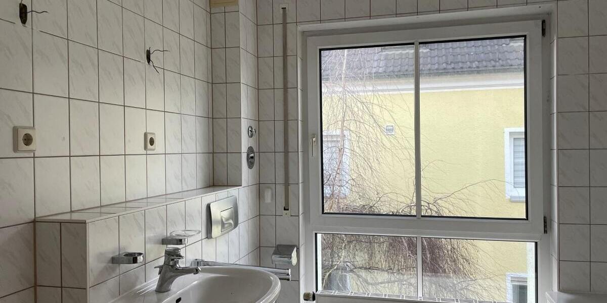 Single-Traum-Wohnung als Anlage mit Potential - Küche und Bad mit Fenster, Balkon sowie Stellplatz! - Etagenwohnung Chemnitz Hilbersdorf | Angebot:26781609