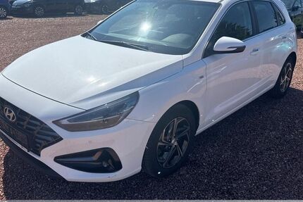 Hyundai i30 56.400 km 16.899 &euro; Chemnitz - Mittelbach 09224