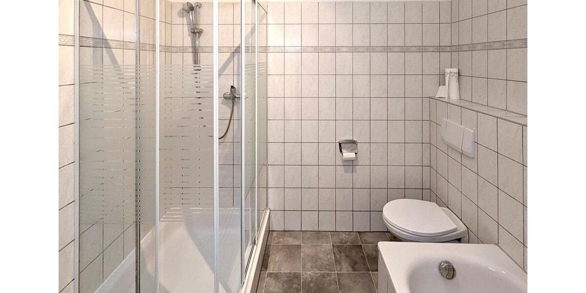 Etagenwohnung Chemnitz Hilbersdorf - 3 Zimmer, 65 m&sup2;, 52.000&euro; | Angebot:27228988