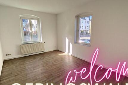 ++ einziehen & wohlfühlen! frisch renovierte 2-Raum Wohnung - Tageslichtbad & Garten ++