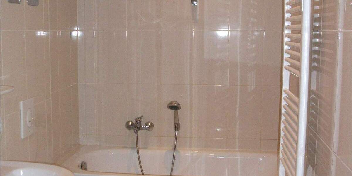 + Sachsenring+ beliebtes Wohngebiet HEIMGARTEN 2 zimmer