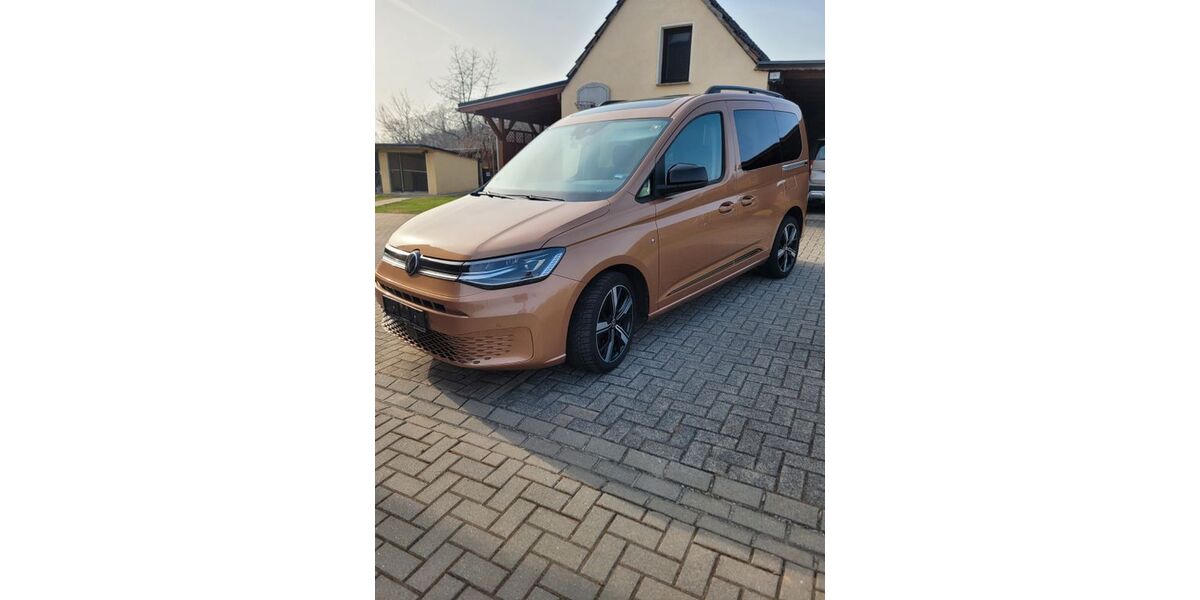 VW Caddy 76.000 km 23.700 &euro; Seelitz 09306