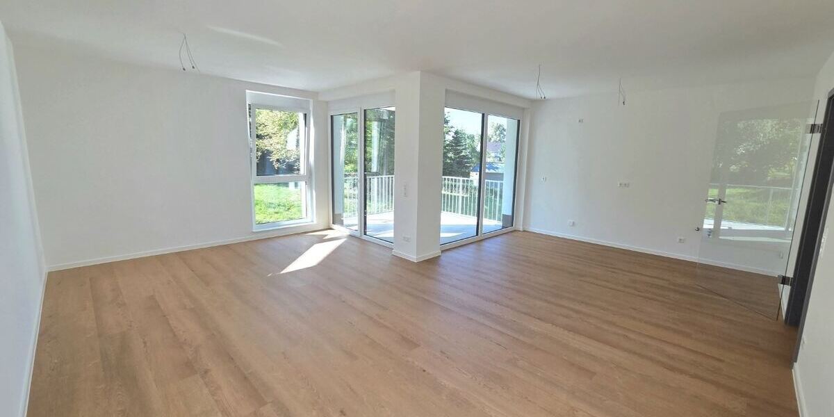 Erstbezug! Moderne 4-Zimmerwohnung mit Terrasse und Garage! - Erdgeschoßwohnung Hartmannsdorf | Angebot:27212803