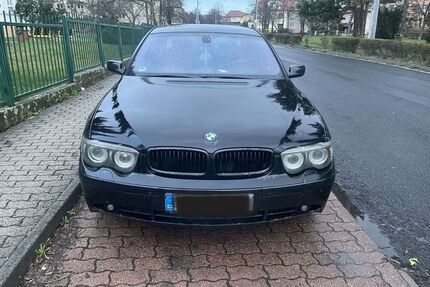 BMW 730