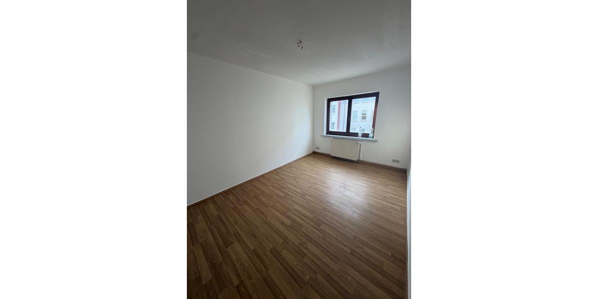 Etagenwohnung Chemnitz Hilbersdorf - 5 Zimmer, 100 m&sup2;, 650&euro; | Angebot:25803448